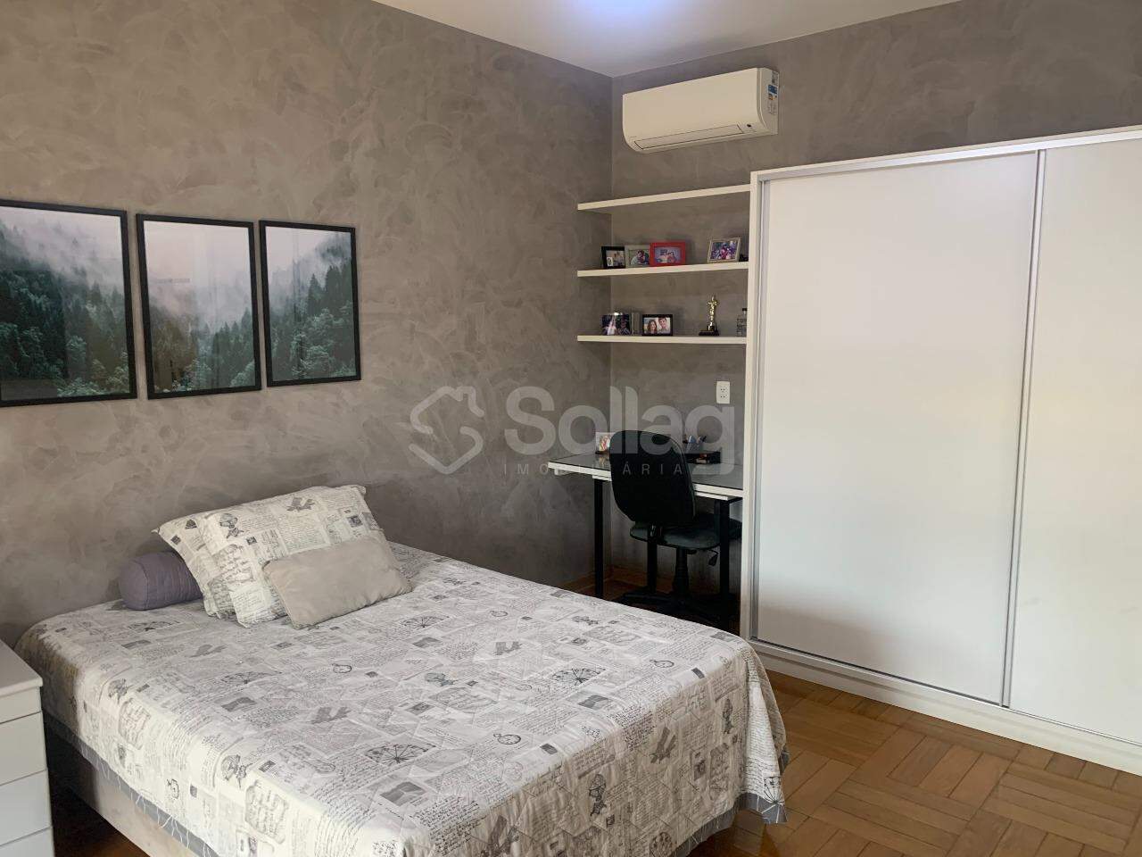 Casa em condomínio à venda no Condomínio São Joaquim: 