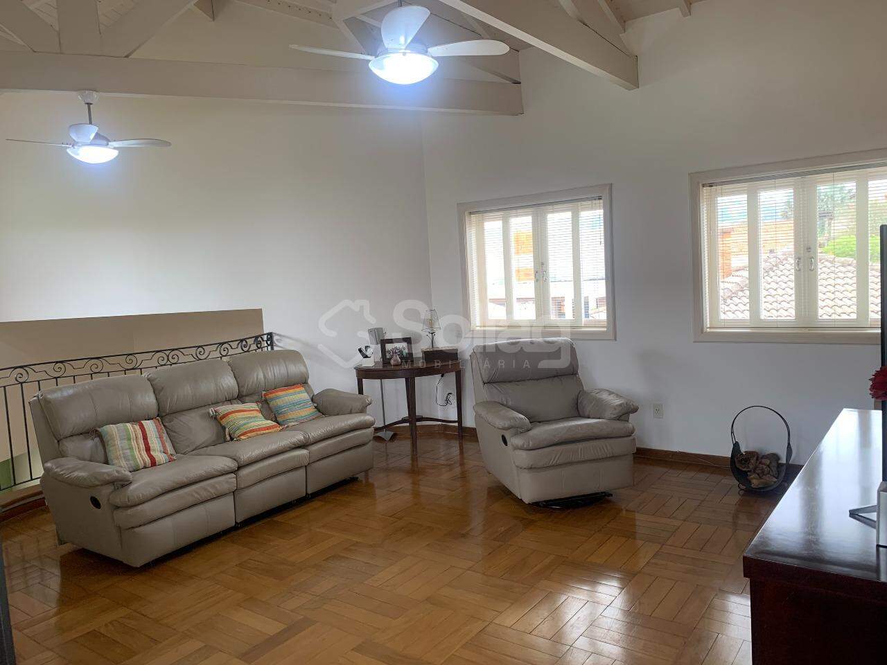 Casa em condomínio à venda no Condomínio São Joaquim: 