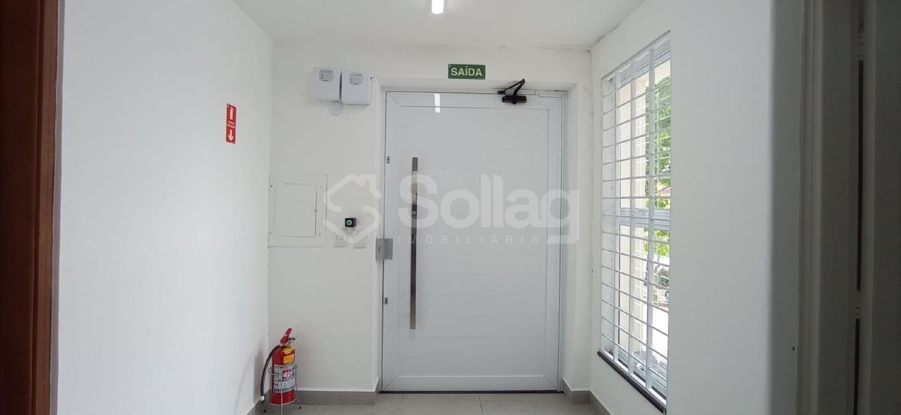 Sala para aluguel no Centro: 