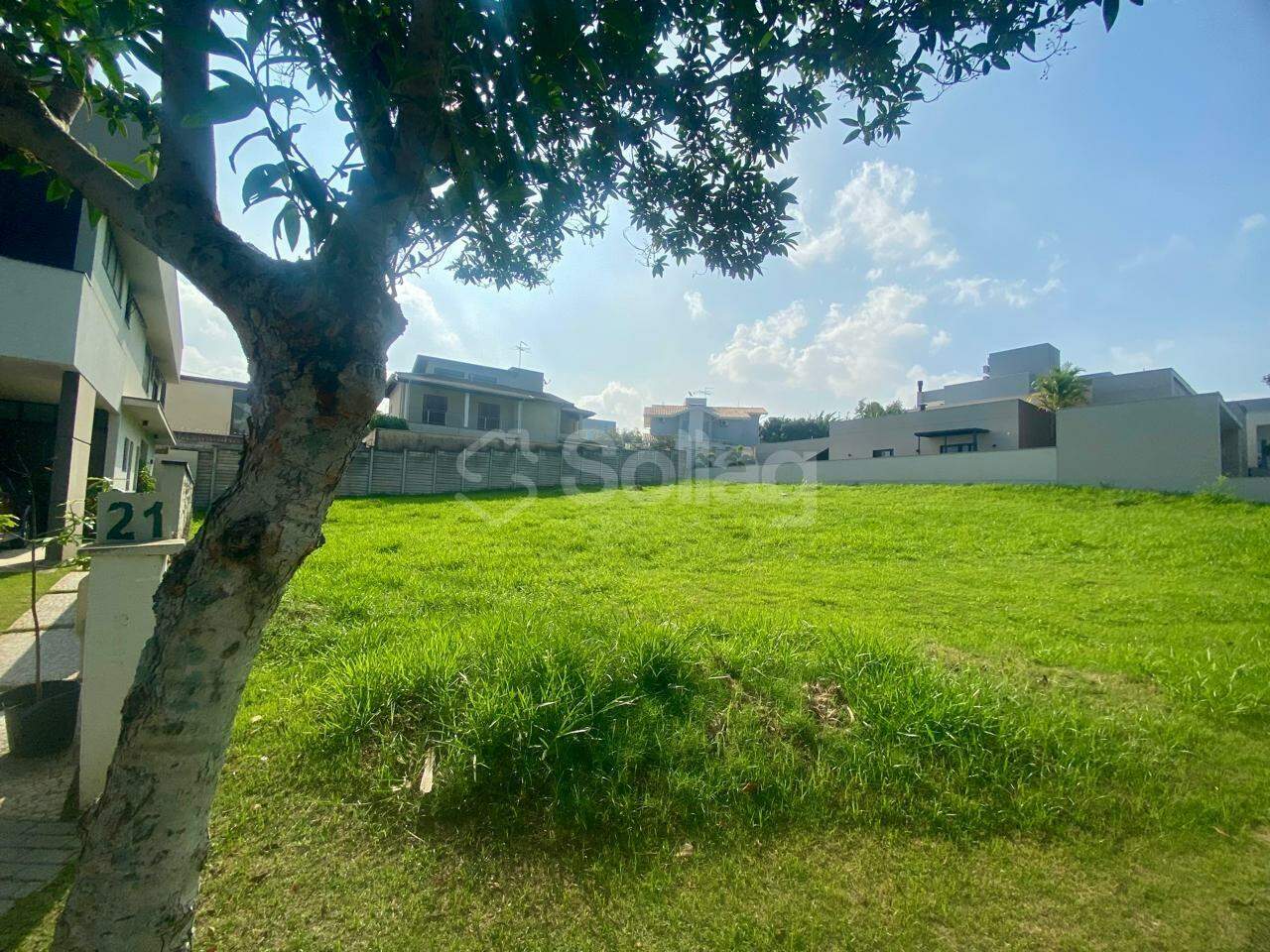 Terreno em condomínio à venda no Jardim Paiquerê: 