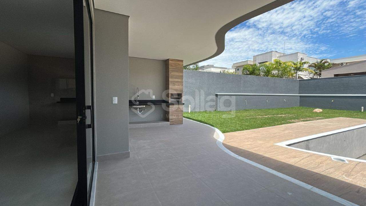 Casa em condomínio à venda no Condomínio Reserva dos Vinhedos: 