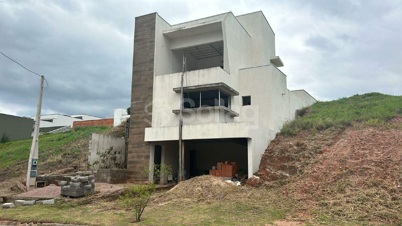 Casa em condomínio à venda no Condomínio Reserva dos Jatobás:
