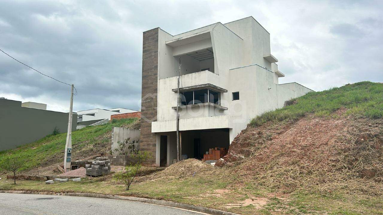 Casa em condomínio à venda no Condomínio Reserva dos Jatobás: