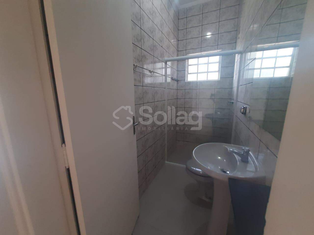 Sala para aluguel no Centro: 