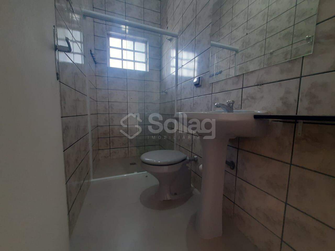 Sala para aluguel no Centro: 