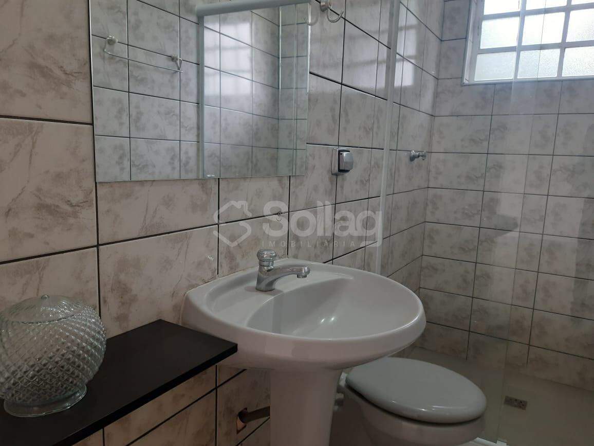 Sala para aluguel no Centro: 