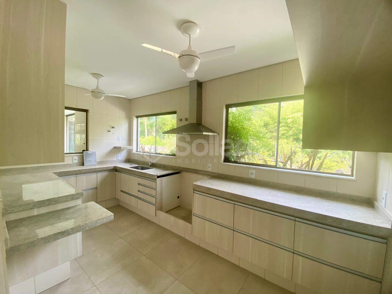 Casa em condomínio à venda no Loteamento Reserva das Palmeiras: 