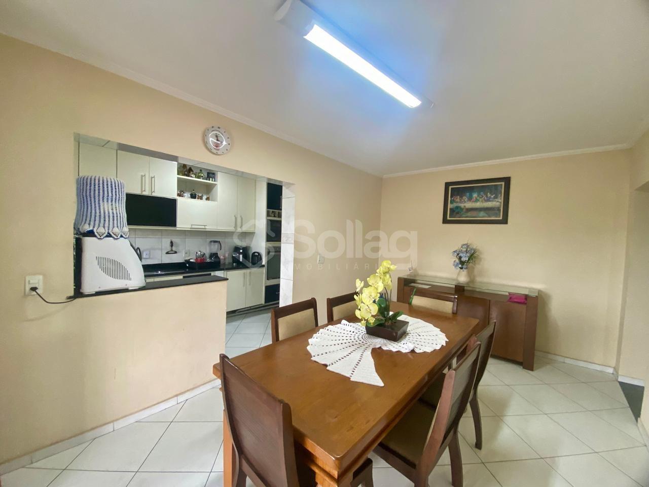 Casa à venda no Santa Claudina: 