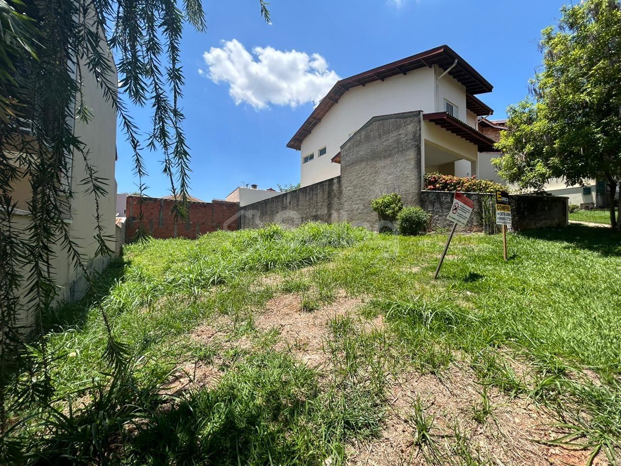 Terreno em condomínio à venda no Condomínio Grape Village: 