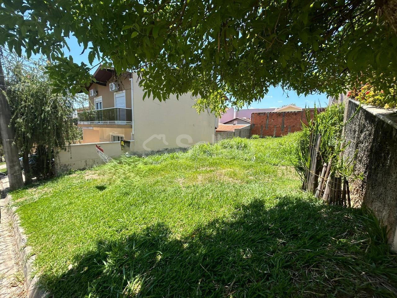 Terreno em condomínio à venda no Condomínio Grape Village: 