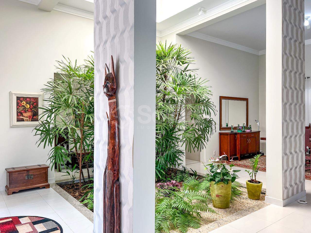 Casa em condomínio à venda no Condomínio Ipê Velho: 