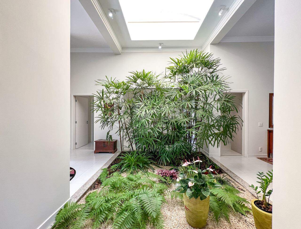 Casa em condomínio à venda no Condomínio Ipê Velho: 