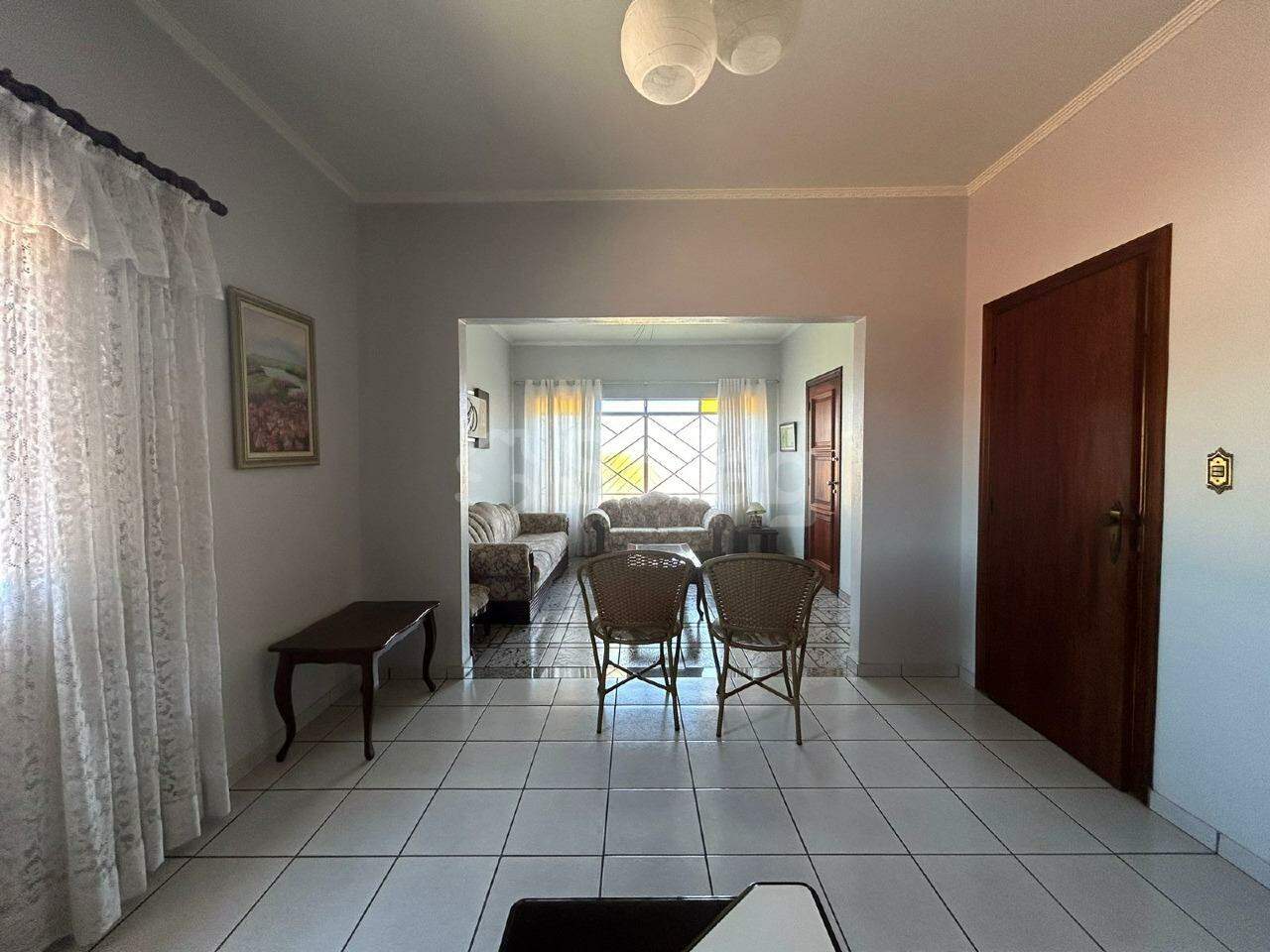 Casa à venda no Centro: 