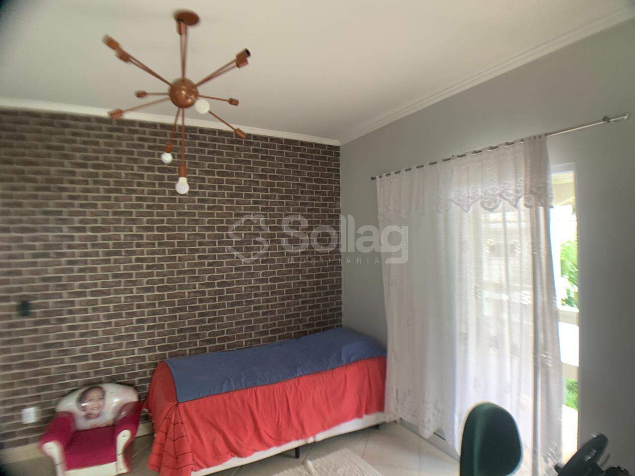 Casa em condomínio à venda no Condomínio Alpes de Vinhedo: 