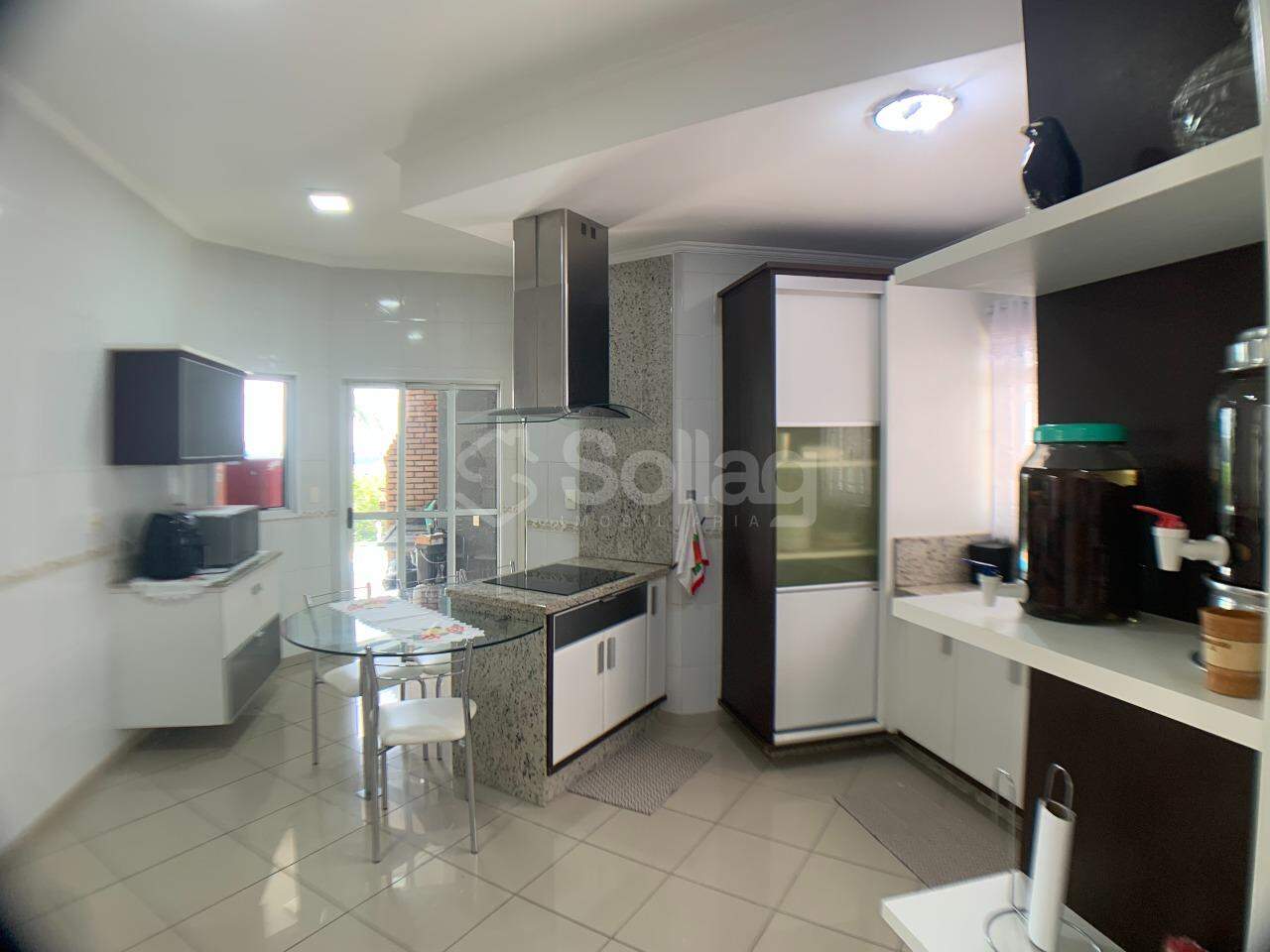 Casa em condomínio à venda no Condomínio Alpes de Vinhedo: 