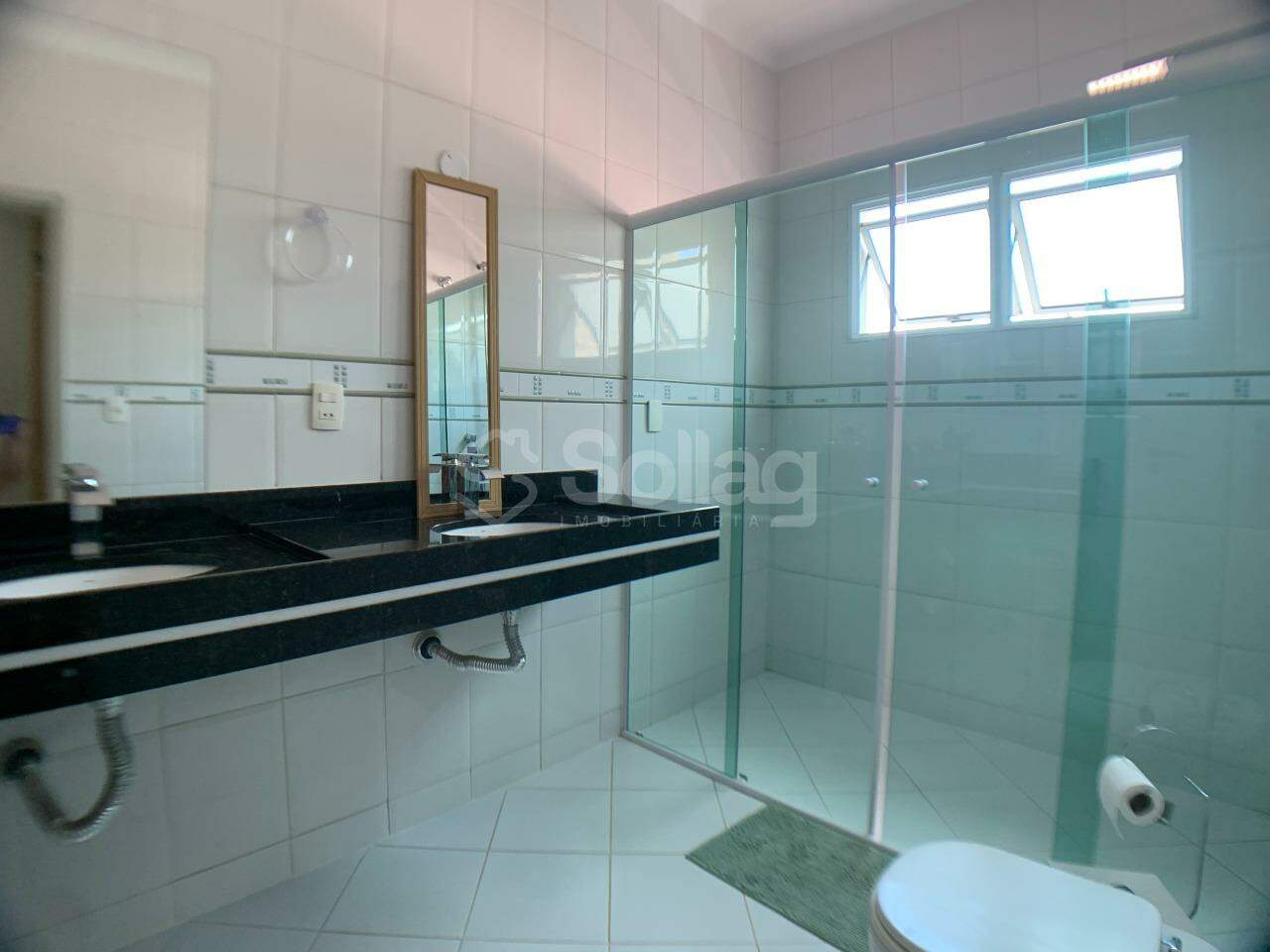 Casa em condomínio à venda no Condomínio Alpes de Vinhedo: 