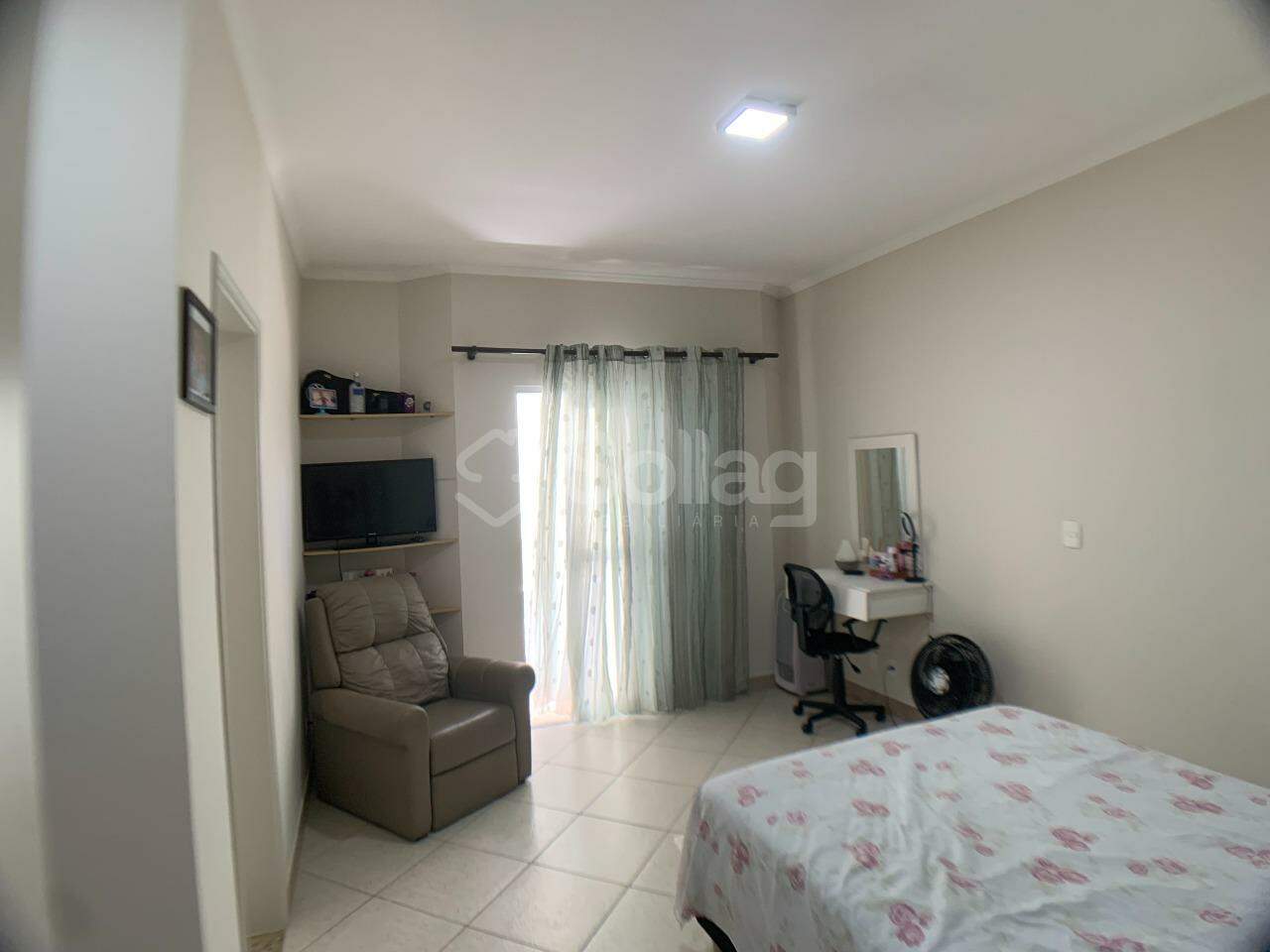 Casa em condomínio à venda no Condomínio Alpes de Vinhedo: 