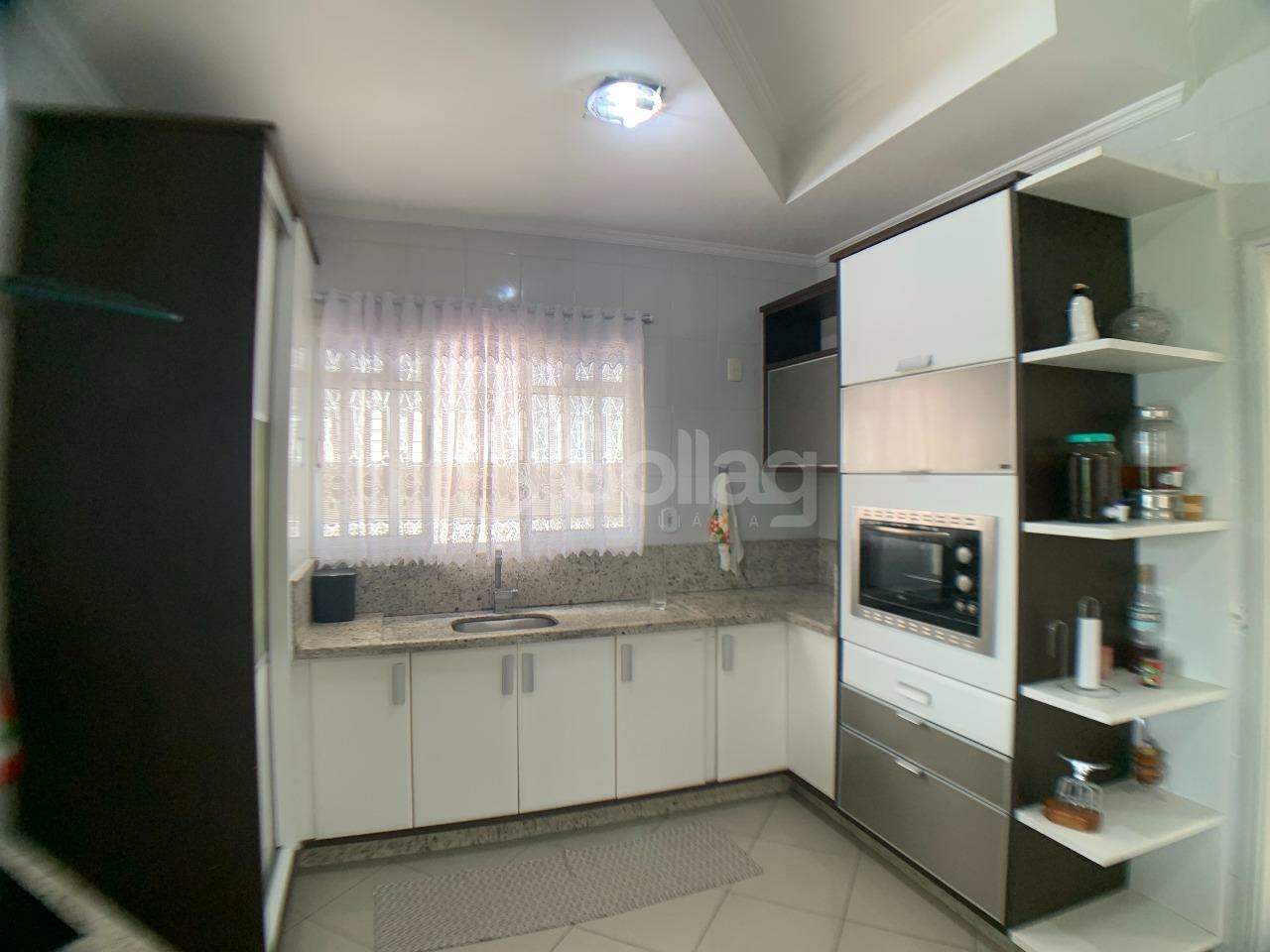 Casa em condomínio à venda no Condomínio Alpes de Vinhedo: 