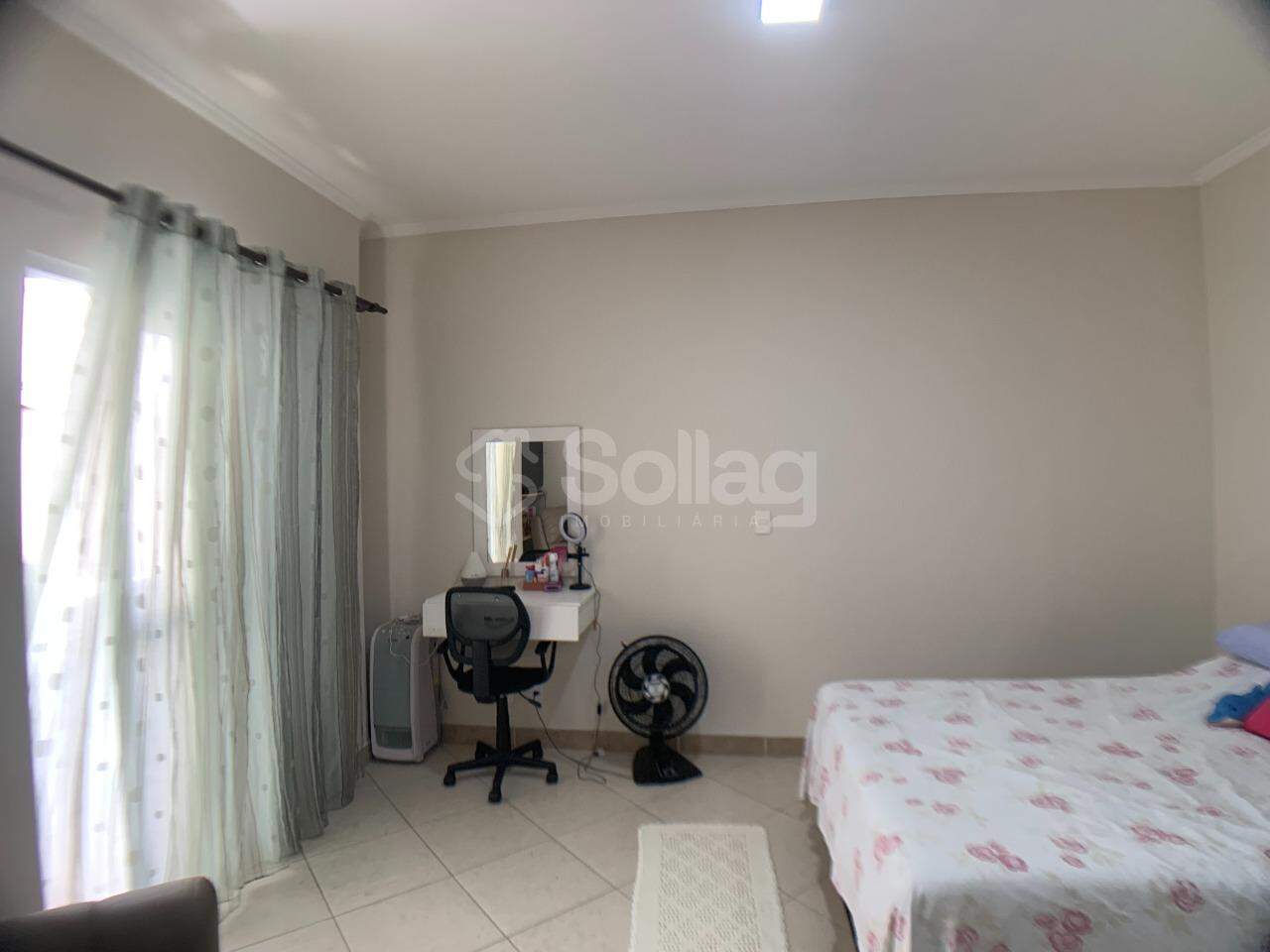 Casa em condomínio à venda no Condomínio Alpes de Vinhedo: 