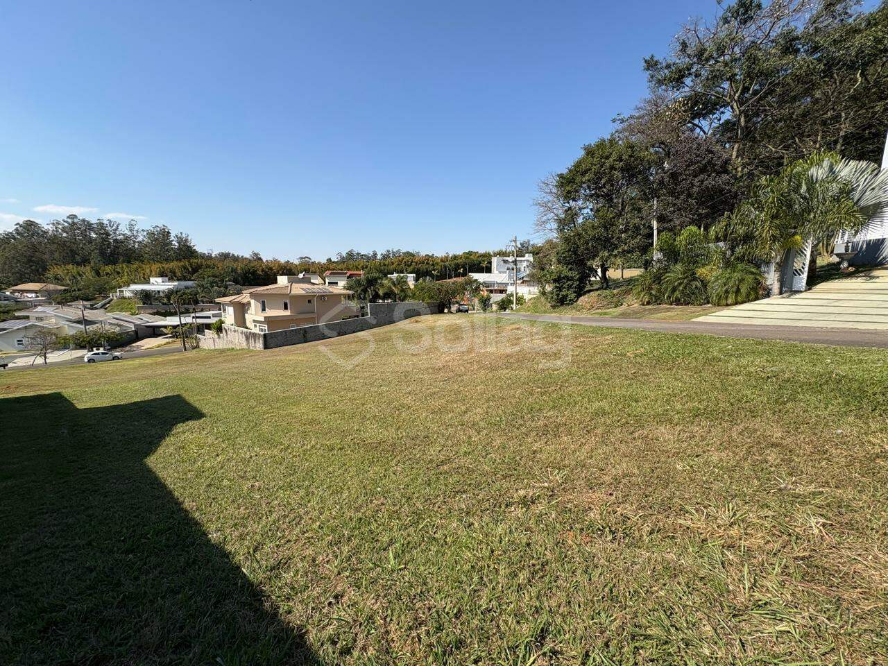 Terreno em condomínio à venda no Condomínio Terras de Santa Teresa: 