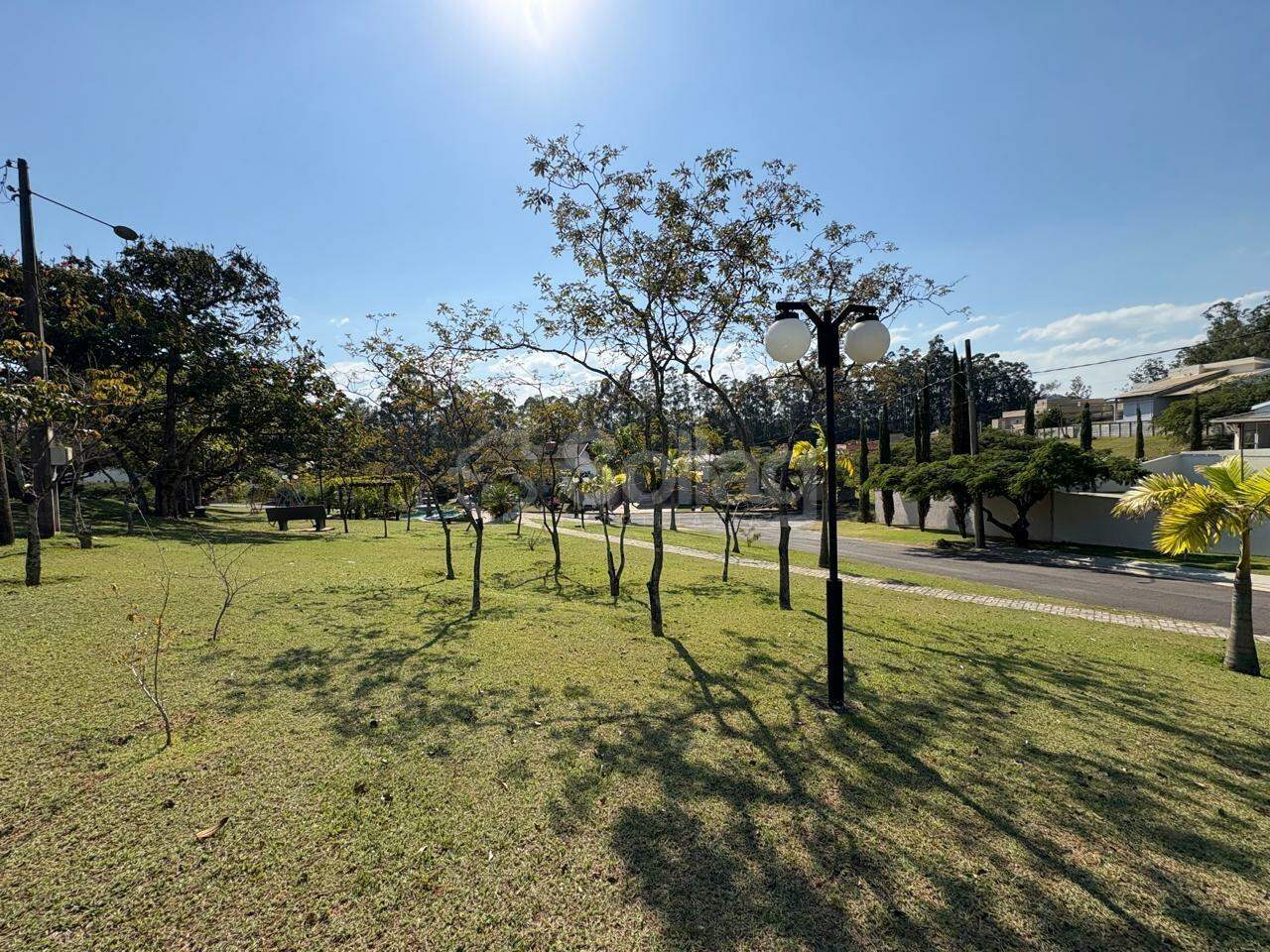 Terreno em condomínio à venda no Condomínio Terras de Santa Teresa: 