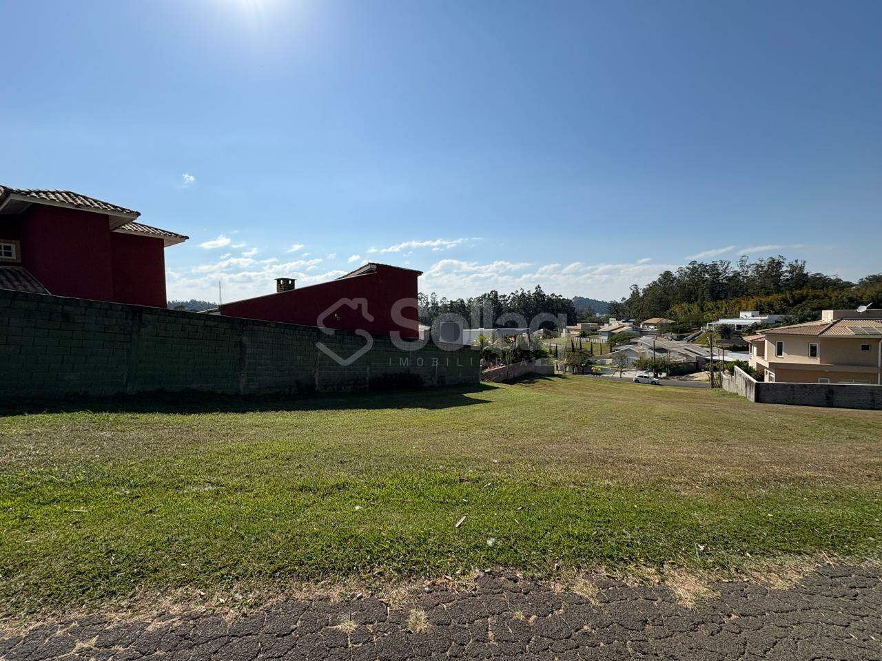 Terreno em condomínio à venda no Condomínio Terras de Santa Teresa: 