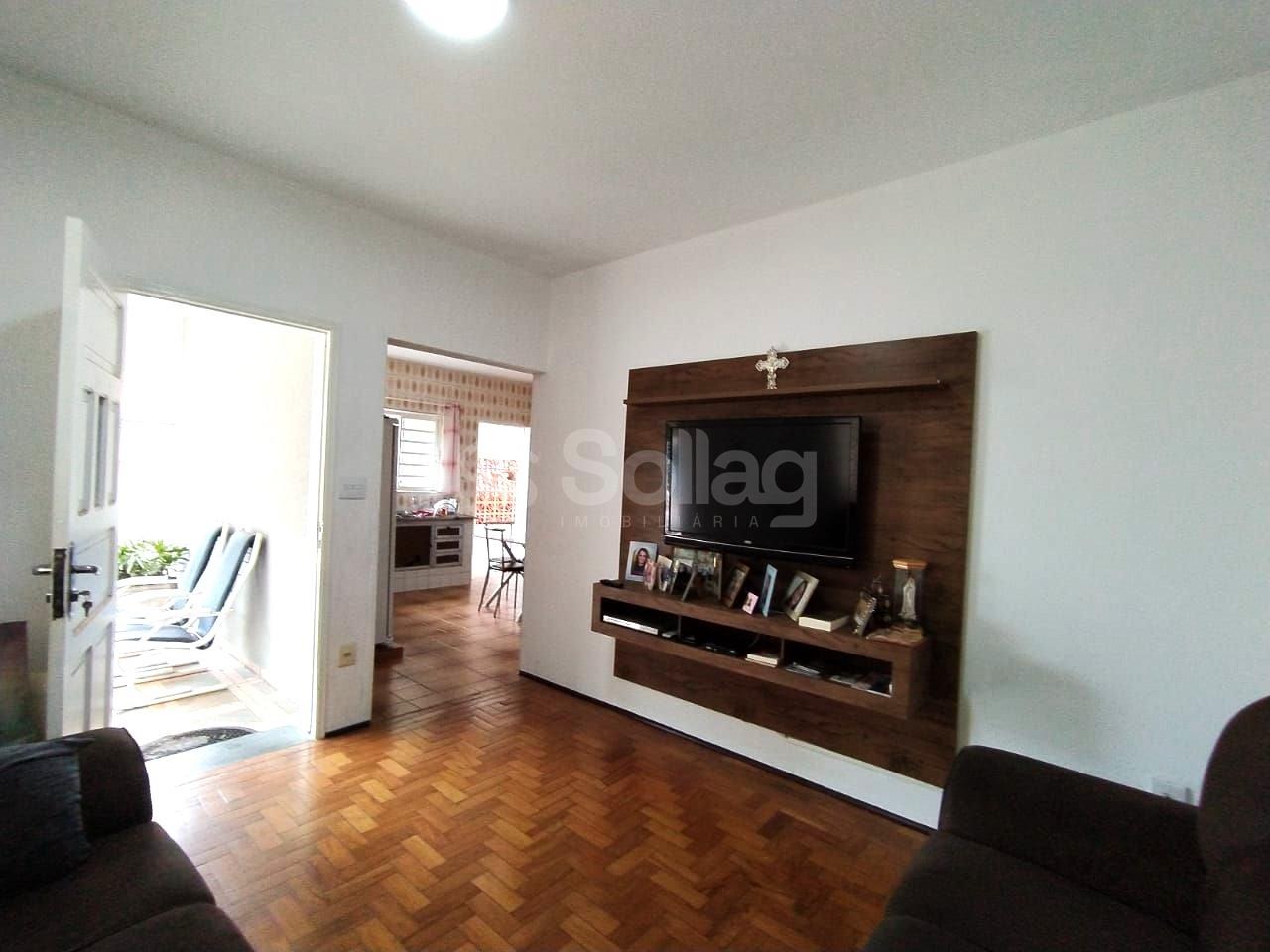 Casa à venda no Centro: 