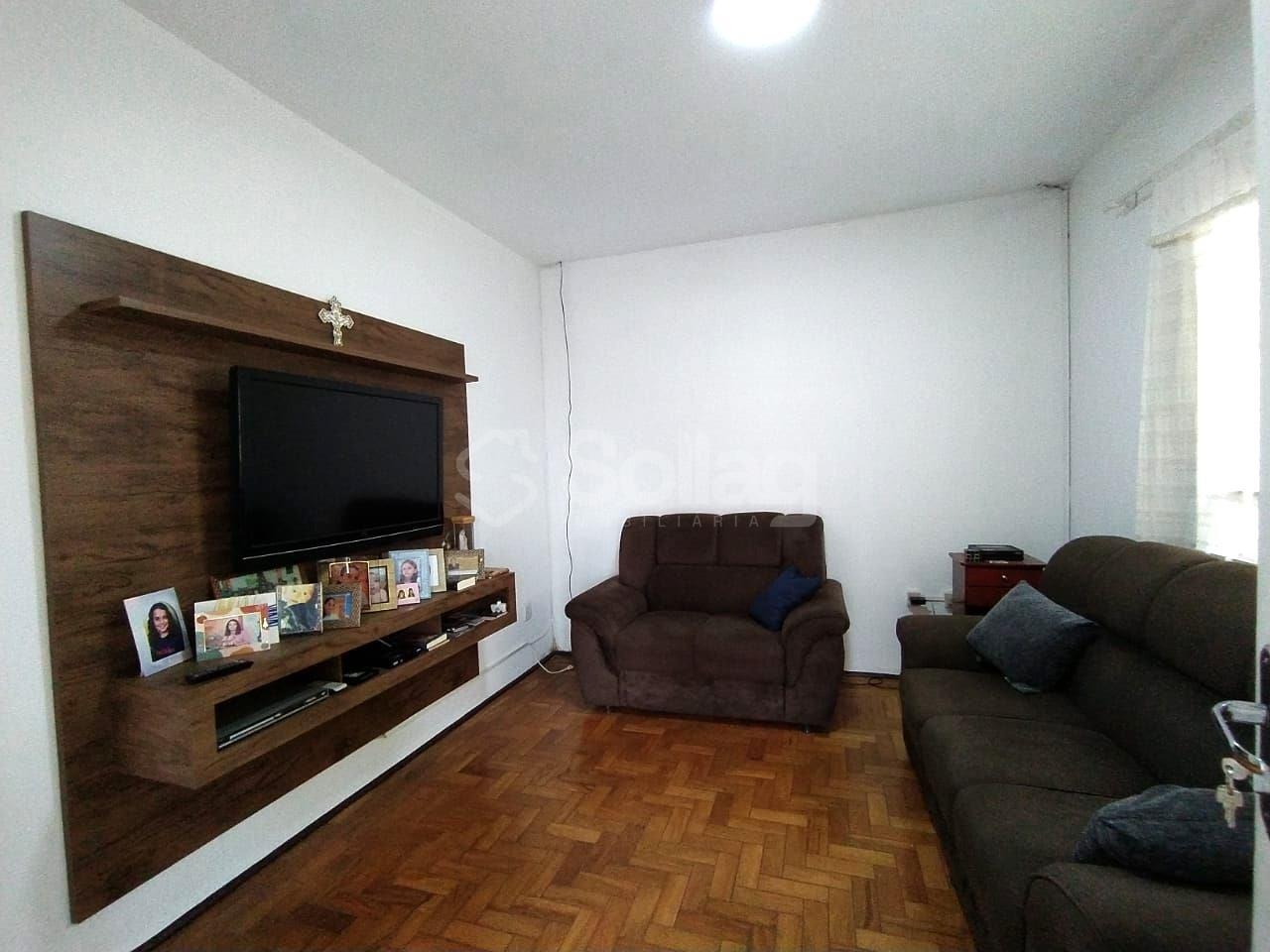 Casa à venda no Centro: 