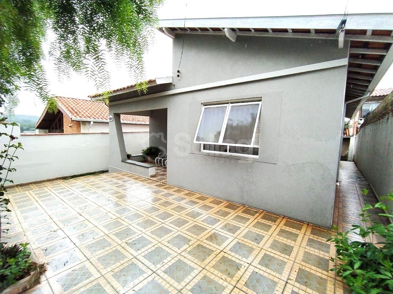 Casa à venda no Centro: 