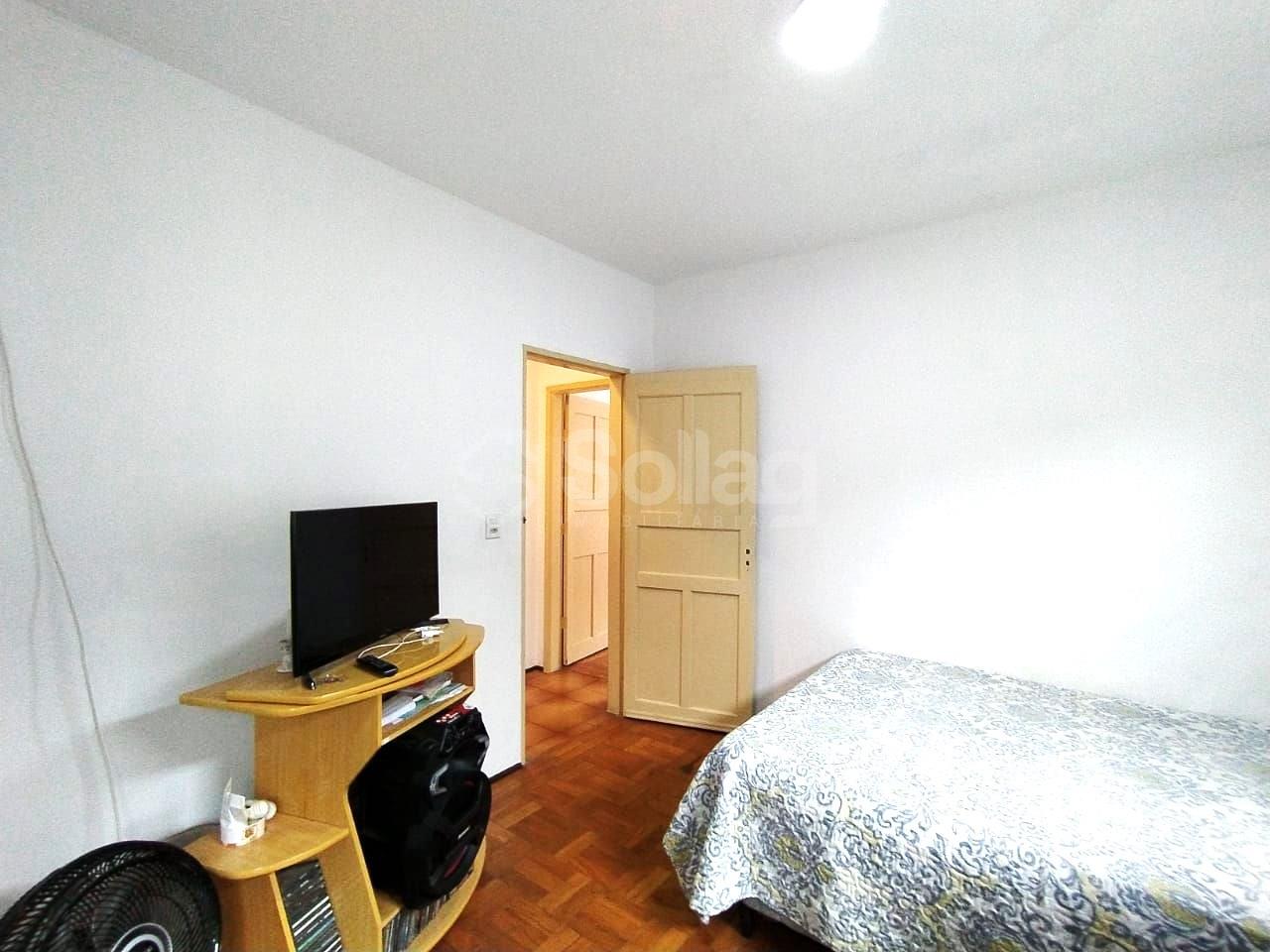 Casa à venda no Centro: 