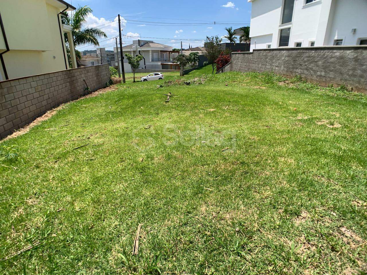 Terreno em condomínio à venda no Condomínio Via Castelli: 