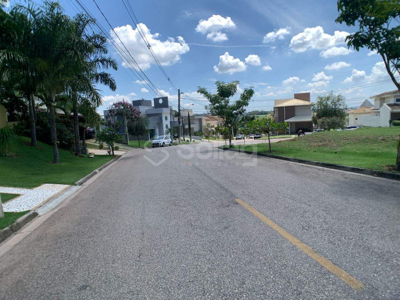 Terreno em condomínio à venda no Condomínio Via Castelli: 