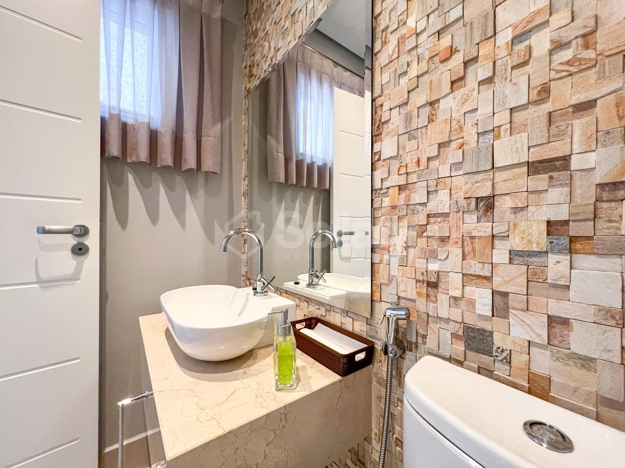 Casa em condomínio à venda no Condomínio Alpes de Vinhedo: 