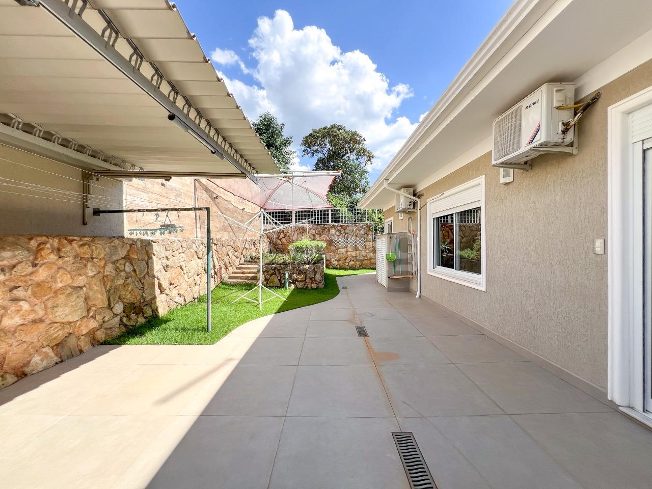 Casa em condomínio à venda no Condomínio Alpes de Vinhedo: 