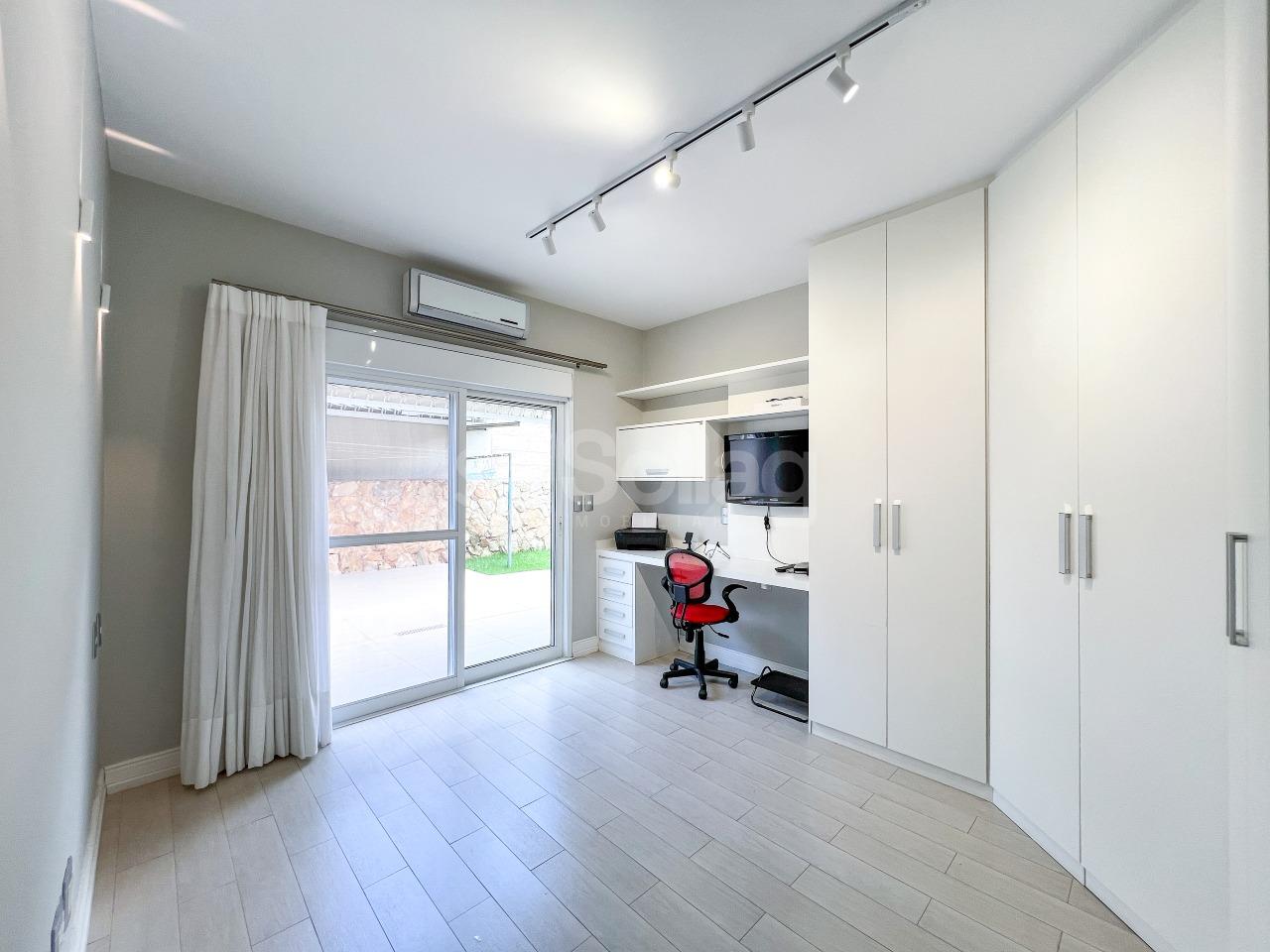 Casa em condomínio à venda no Condomínio Alpes de Vinhedo: 