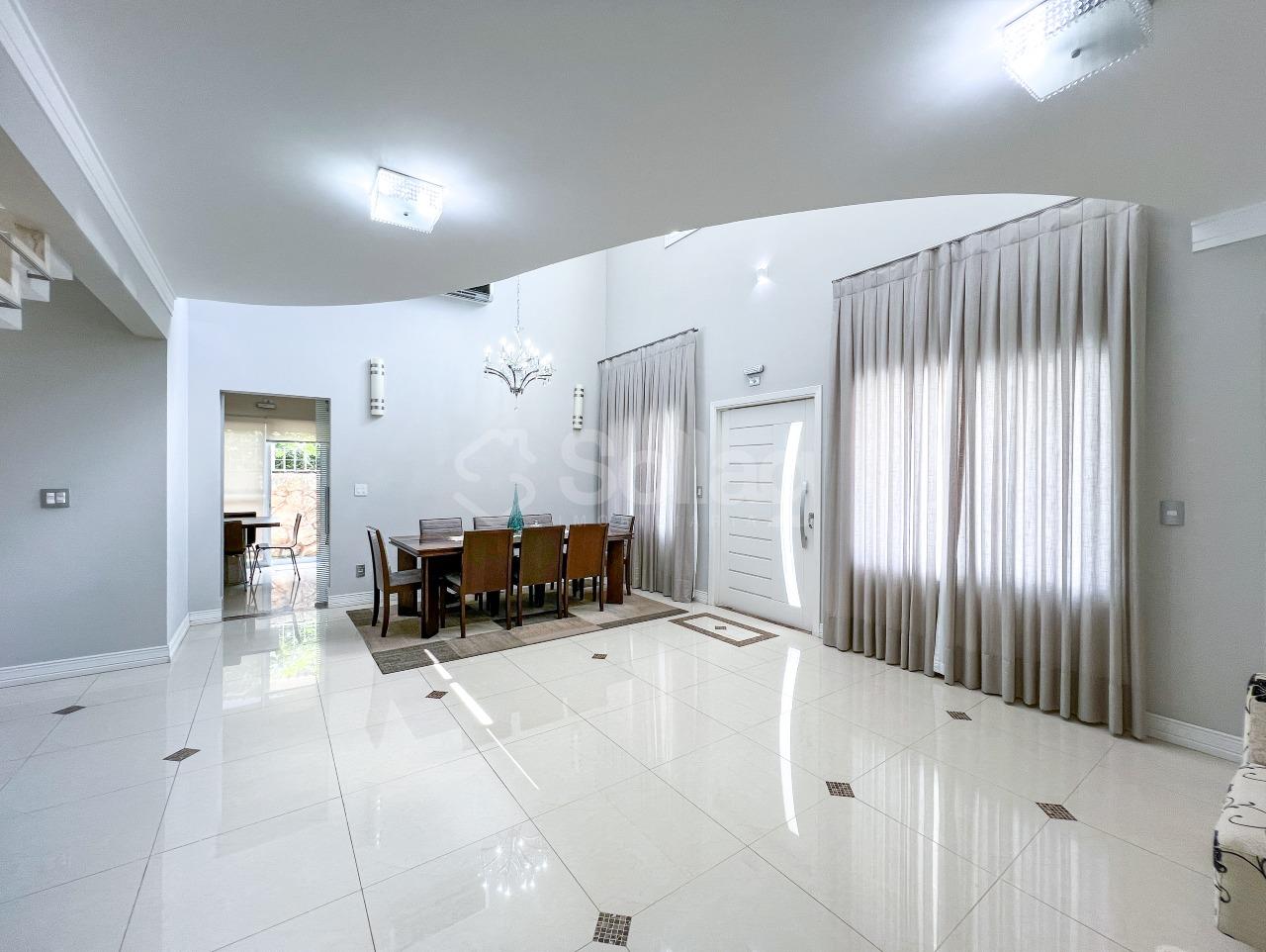 Casa em condomínio à venda no Condomínio Alpes de Vinhedo: 