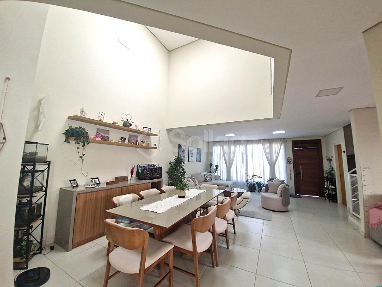 Casa em condomínio à venda no Piemonte Residenziale: 