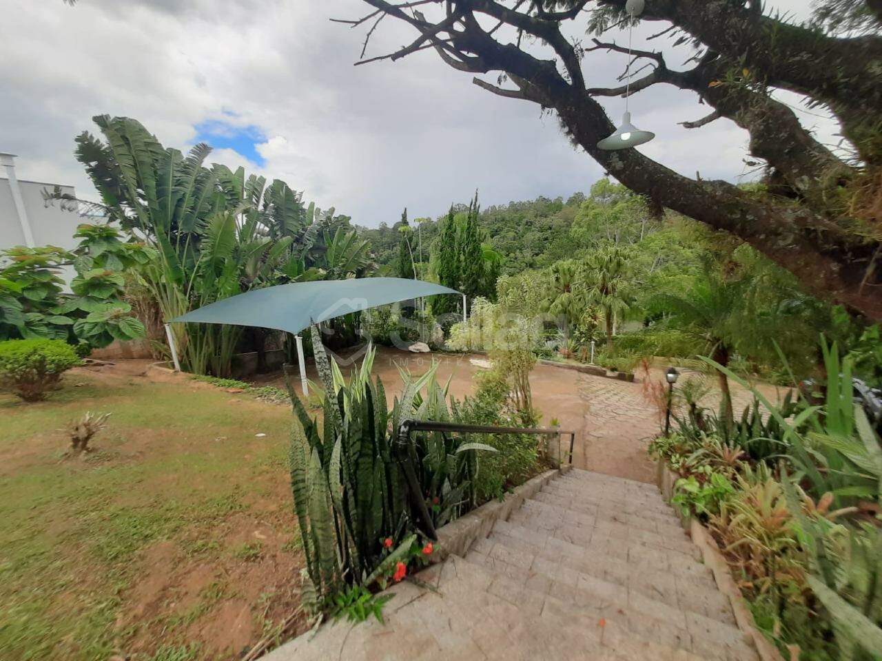 Casa em condomínio para aluguel no Condomínio Chácaras do Lago: 