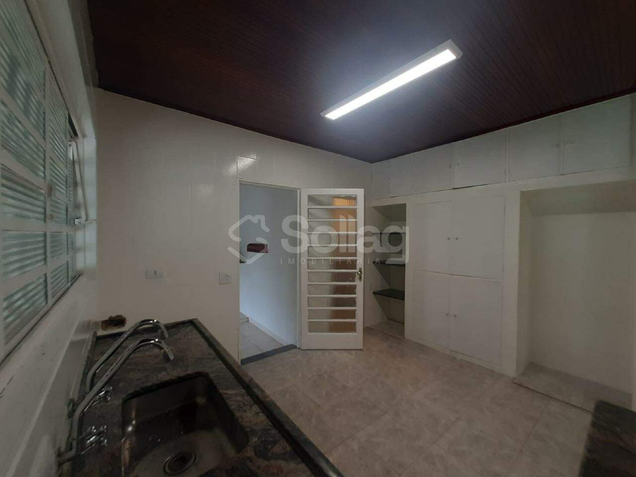 Casa em condomínio para aluguel no Condomínio Chácaras do Lago: 