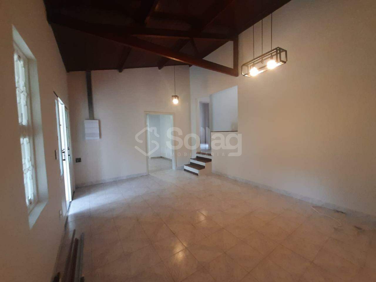 Casa em condomínio para aluguel no Condomínio Chácaras do Lago: 