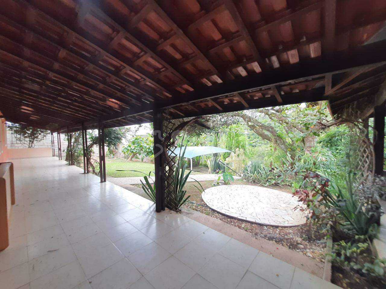 Casa em condomínio para aluguel no Condomínio Chácaras do Lago: 