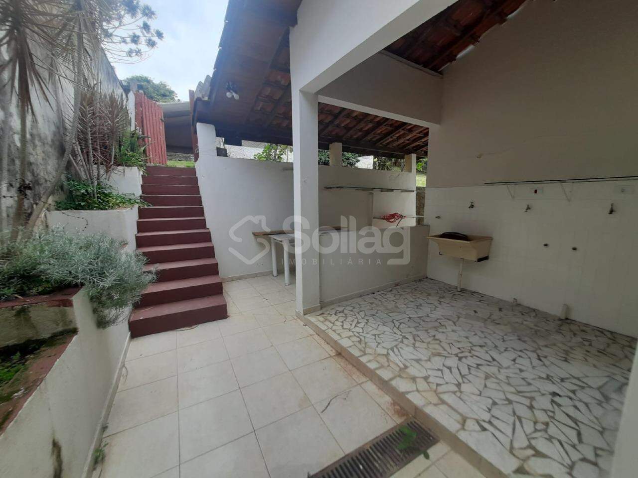 Casa em condomínio para aluguel no Condomínio Chácaras do Lago: 