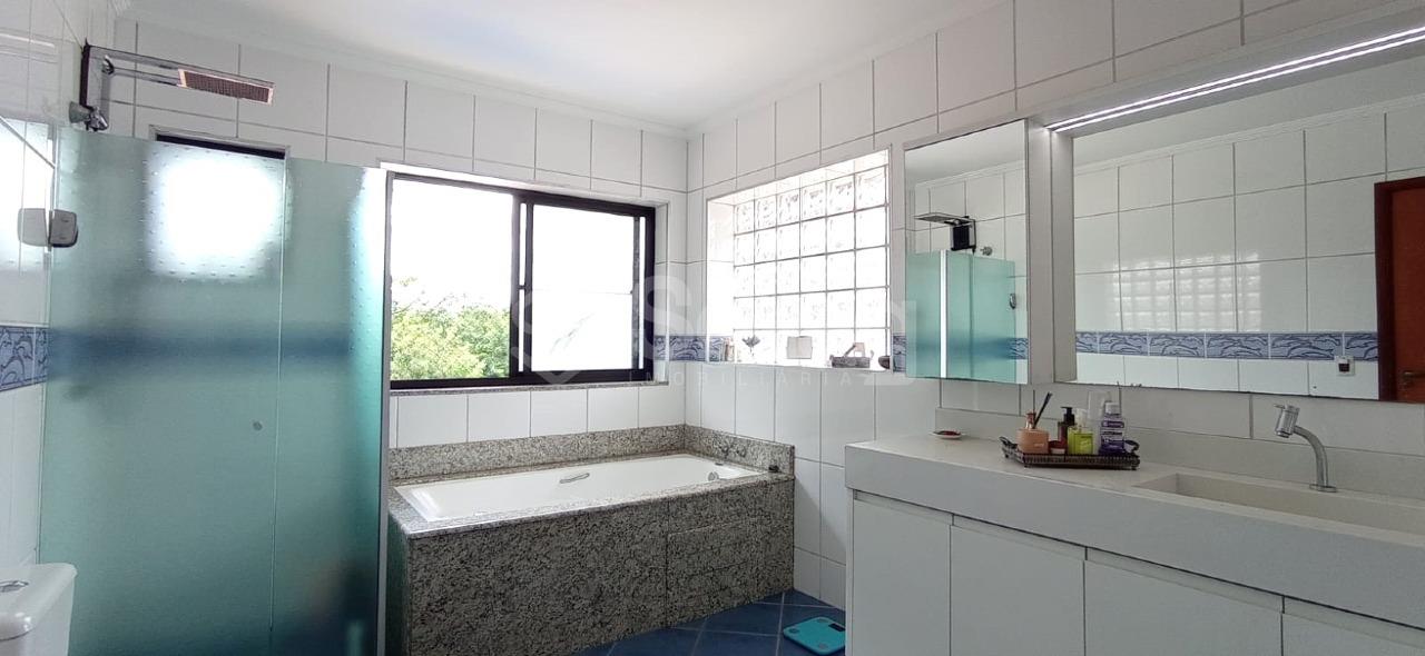 Casa em condomínio à venda no Condomínio Estância Marambaia: 