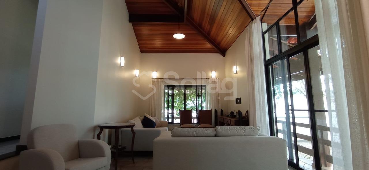 Casa em condomínio à venda no Condomínio Estância Marambaia: 