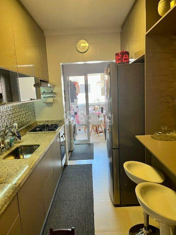 Apartamento à venda no Pinheirinho: 