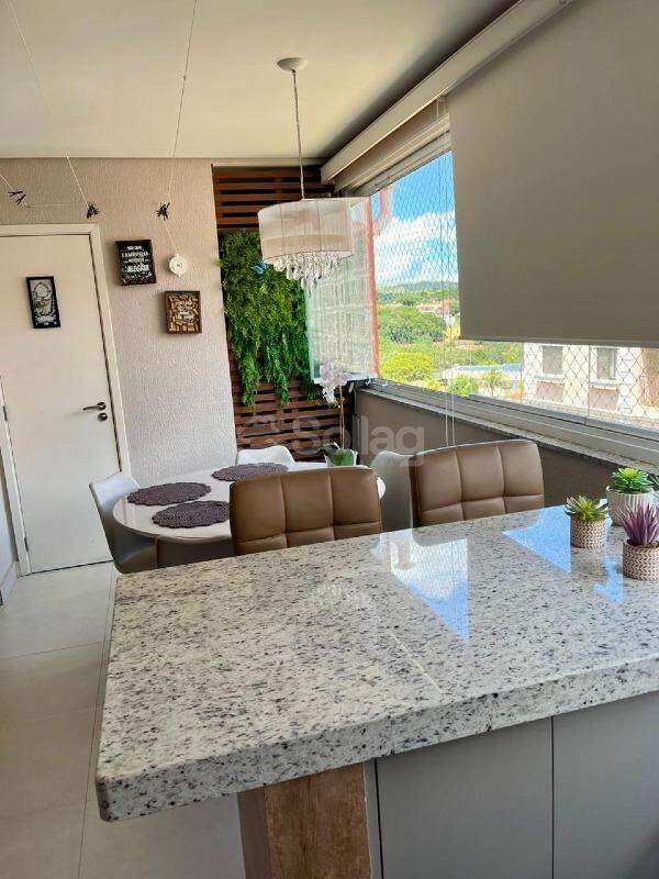 Apartamento à venda no Pinheirinho: 