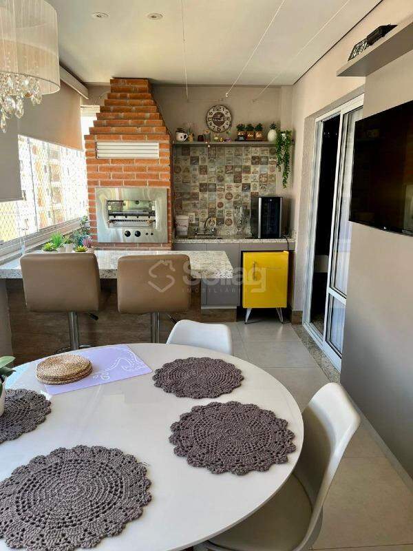 Apartamento à venda no Pinheirinho:
