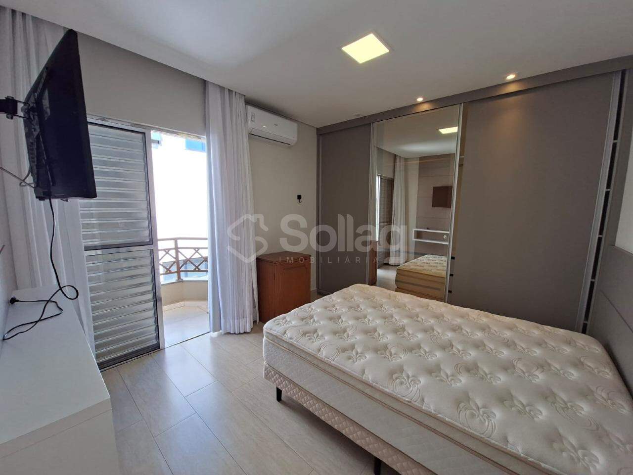 Apartamento para aluguel no Jardim Itália : 