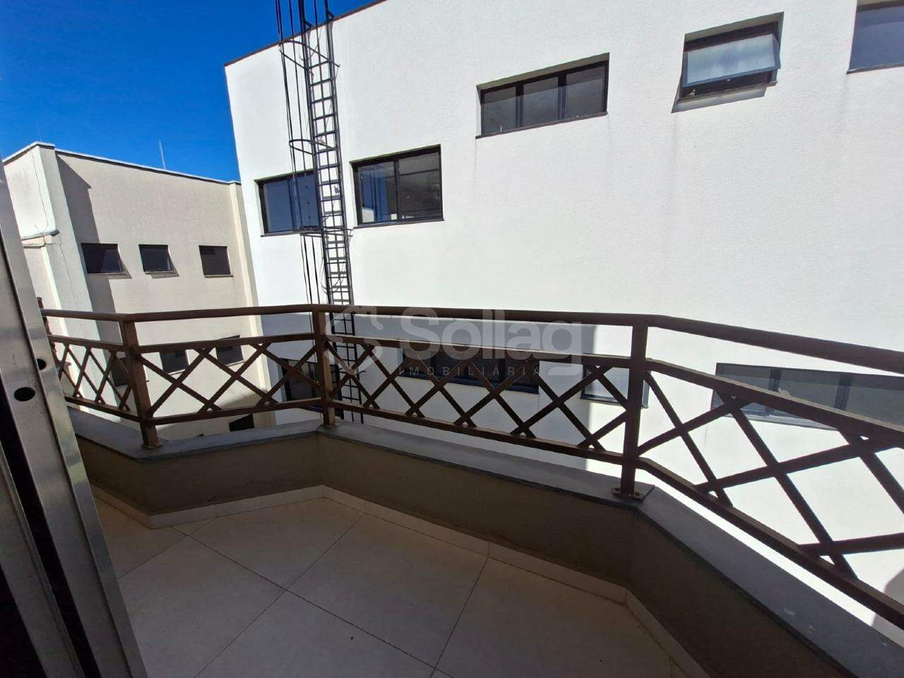 Apartamento para aluguel no Jardim Itália : 