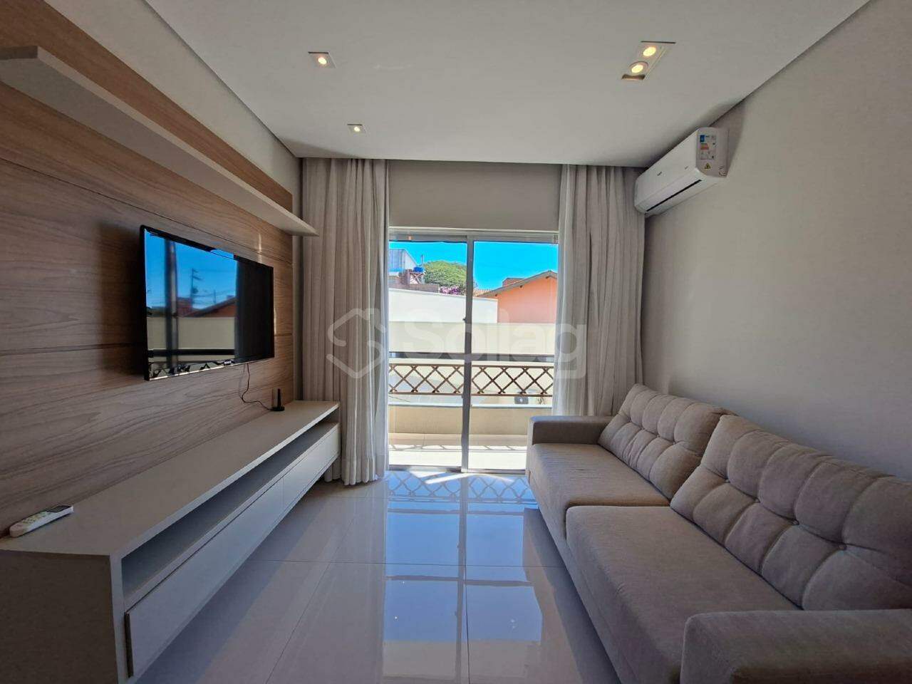 Apartamento para aluguel no Jardim Itália : 